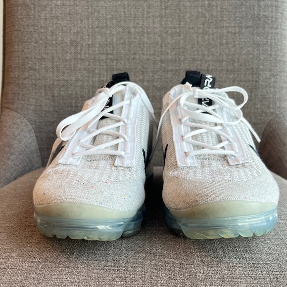 Nike Mens Air VaporMax 2021 FK Shoes - Gray White Black - Picture 3 of 10